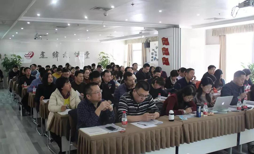 中州建設有限公司周六、周日“充電”忙